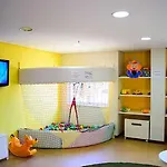 Hotsprings Aparthotel