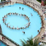 Hotsprings Aparthotel