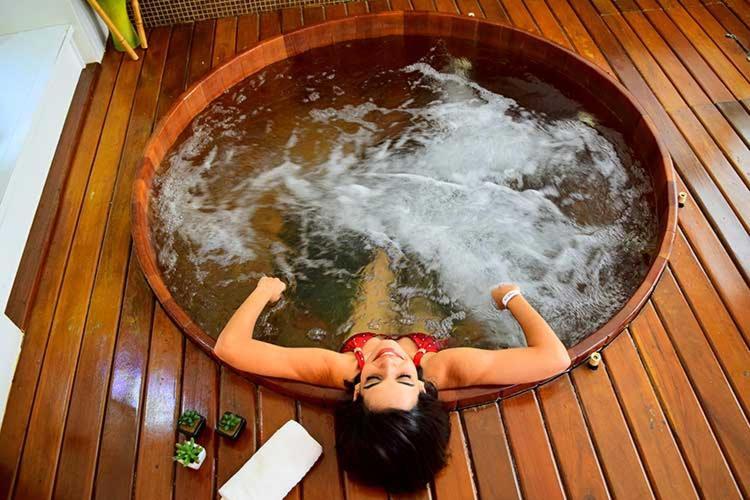 Hotsprings Aparthotel